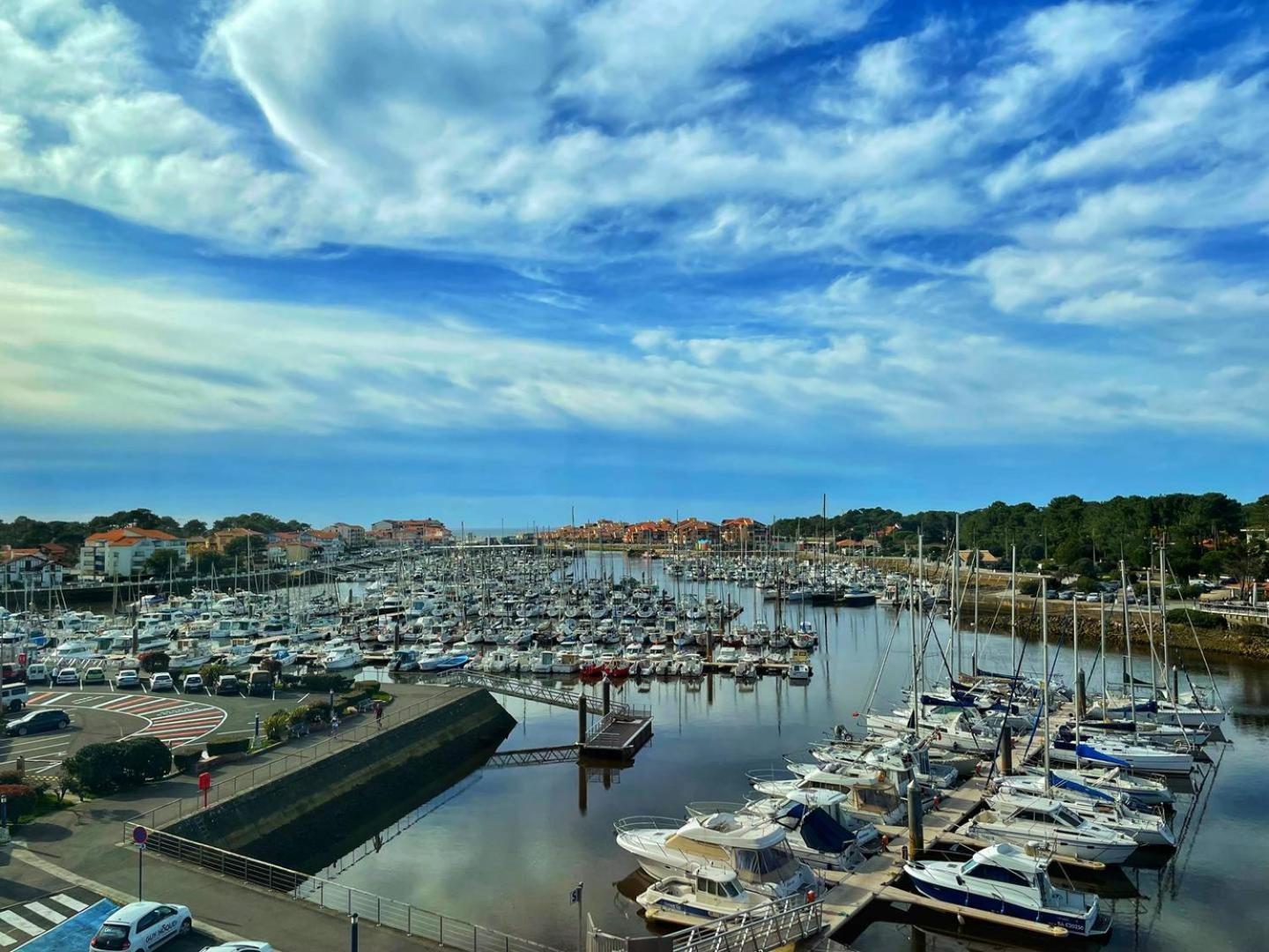 Port Sud - T3 En Duplex Avec Vue Panoramique Sur Le Port De Capbreton Apartment Ngoại thất bức ảnh